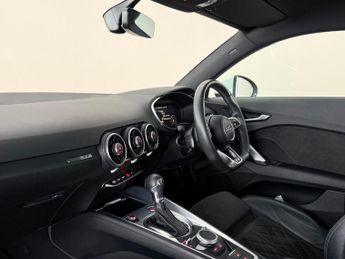 Audi TT 2.0 TFSI 40 S line S Tronic Euro 6 (s/s) 3dr