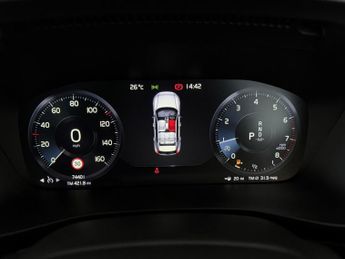 Volvo XC40 1.5 T3 Momentum Auto Euro 6 (s/s) 5dr