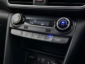 Hyundai KONA 1.6 T-GDi Blue Drive Premium GT DCT 4WD Euro 6 (s/s) 5dr