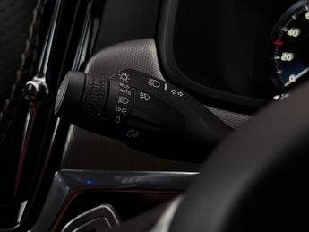 Volvo S90 2.0 D4 R-Design Auto Euro 6 (s/s) 4dr