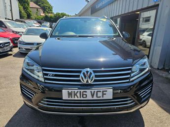 Volkswagen Touareg 3.0 TDI V6 BlueMotion Tech R-Line Tiptronic 4WD Euro 6 (s/s) 5dr