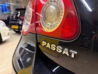 Volkswagen Passat 2.0 TDI Sport Euro 5 4dr