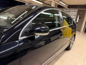 Volkswagen Passat 2.0 TDI Sport Euro 5 4dr