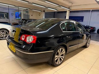Volkswagen Passat 2.0 TDI Sport Euro 5 4dr