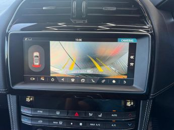 Jaguar F-PACE 2.0 D180 R-Sport Auto AWD Euro 6 (s/s) 5dr