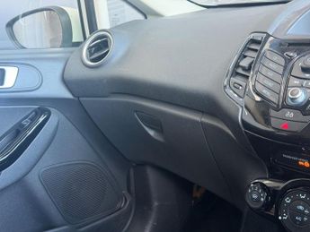Ford Fiesta 1.5 TDCi Zetec Euro 5 5dr