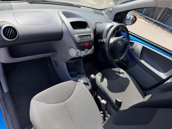 Toyota AYGO 1.0 VVT-i Blue MultiMode Euro 4 5dr