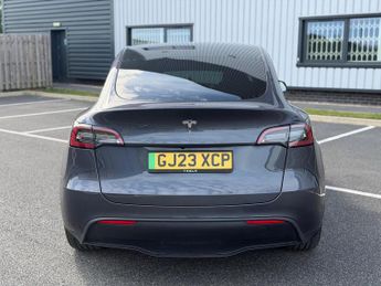 Tesla Model Y Auto RWD 5dr