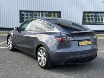 Tesla Model Y Auto RWD 5dr