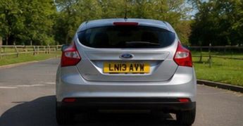 Ford Focus 1.6 Zetec Powershift Euro 5 5dr