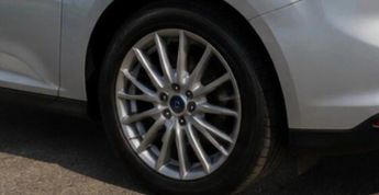 Ford Focus 1.6 Zetec Powershift Euro 5 5dr