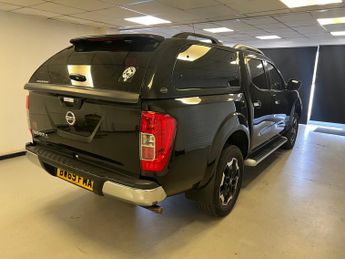 Nissan Navara 2.3 dCi Tekna Auto 4WD Euro 6 4dr