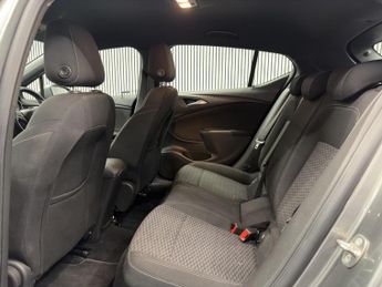 Vauxhall Astra 1.4i Turbo SRi Nav Euro 6 5dr