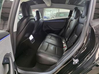 Tesla Model 3 Long Range Auto RWD 4dr