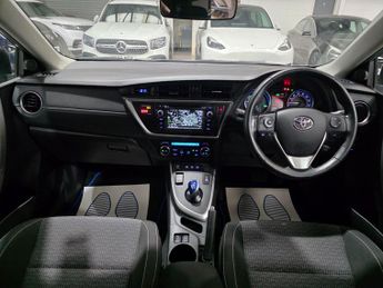 Toyota Auris 1.8 VVT-h Icon Plus CVT Euro 5 (s/s) 5dr