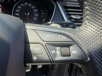 Audi Q5 2.0 TDI S line S Tronic quattro Euro 6 (s/s) 5dr