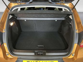 Renault Captur 1.3 TCe Iconic SUV 5dr Petrol Manual Euro 6 (s/s) (130 ps)