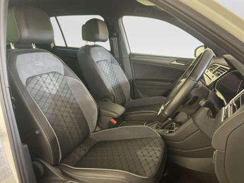 Volkswagen Tiguan 1.5 TSI R-Line Edition SUV 5dr Petrol DSG Euro 6 (s/s) (150 ps)