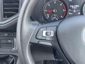 Volkswagen Crafter 2.0 TDI CR35 Trendline Panel Van 5dr Diesel Manual FWD MWB Euro 
