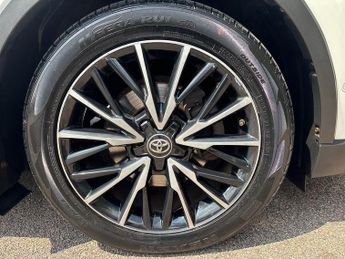 Toyota C-HR 1.8 VVT-h Excel SUV 5dr Petrol Hybrid CVT Euro 6 (s/s) (122 ps)