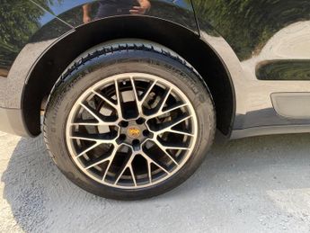 Porsche Macan 3.0 TD V6 S PDK 4WD Euro 6 (s/s) 5dr
