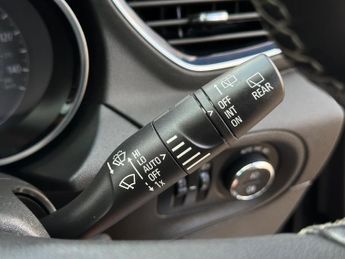 Vauxhall Grandland X 1.2 Turbo Elite Nav Auto Euro 6 (s/s) 5dr