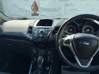 Ford Fiesta 1.0T EcoBoost Zetec Powershift Euro 5 5dr