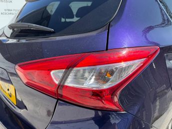 Nissan Pulsar 1.2 DIG-T Tekna XTRON Euro 6 (s/s) 5dr