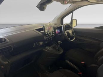 Vauxhall Combo 1.5 Turbo D 2300 Prime Panel Van 5dr Diesel Manual SWB Euro 6 (s