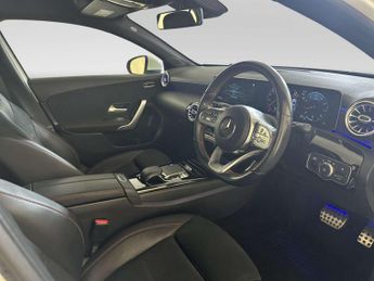 Mercedes-Benz A Class 2.0 A250 AMG Line (Premium) Hatchback 5dr Petrol 7G-DCT Euro 6 (