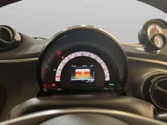Smart fortwo 17.6kWh Premium Coupe 2dr Electric Auto (22kW Charger) (82 ps)
