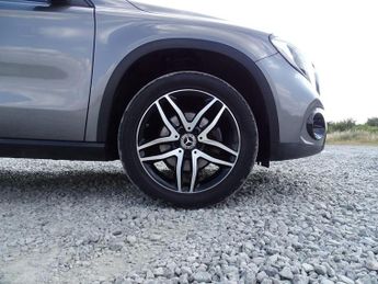 Mercedes-Benz GLA 1.6 GLA180 Urban Edition 7G-DCT Euro 6 (s/s) 5dr