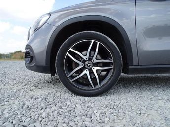 Mercedes-Benz GLA 1.6 GLA180 Urban Edition 7G-DCT Euro 6 (s/s) 5dr