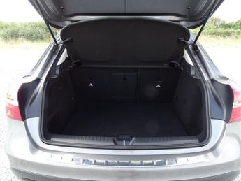Mercedes-Benz GLA 1.6 GLA180 Urban Edition 7G-DCT Euro 6 (s/s) 5dr