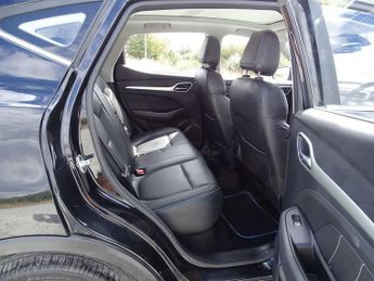 MG MG ZS 44.5kWh Exclusive Auto 5dr