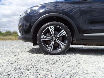 MG MG ZS 44.5kWh Exclusive Auto 5dr