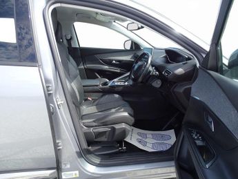 Peugeot 5008 1.2 PureTech Allure EAT Euro 6 (s/s) 5dr