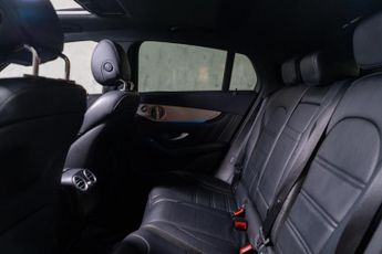 Mercedes-Benz GLC 4.0 GLC63 V8 BiTurbo AMG (Premium) Coupe SpdS MCT 4MATIC+ Euro 6