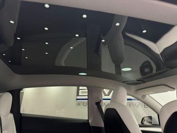 Tesla Model Y (Dual Motor) Long Range Auto 4WDE 5dr