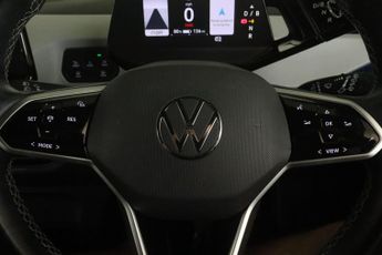 Volkswagen ID.3 Pure Performance 45kWh Style Auto 5dr