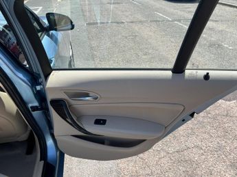 BMW 1 Series 1.6 118i SE Auto Euro 5 (s/s) 5dr