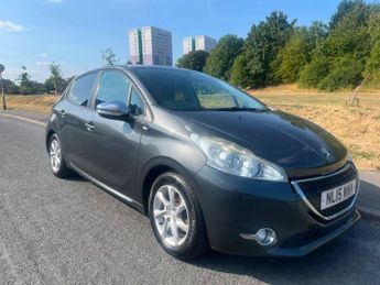 Peugeot 208 1.4 HDi Style Euro 5 5dr