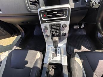 Volvo V60 2.0 D3 R-Design Geartronic Euro 5 (s/s) 5dr
