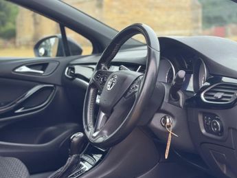 Vauxhall Astra 1.4i Turbo SRi Nav Auto Euro 6 (s/s) 5dr