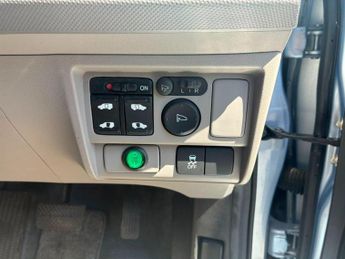 Honda Freed 1.5l Hybrid