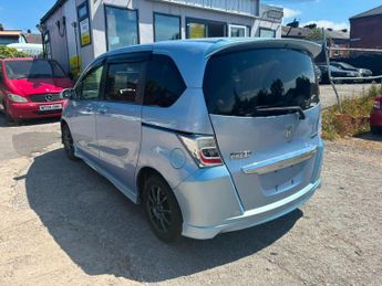 Honda Freed 1.5l Hybrid