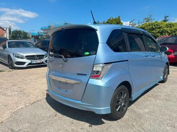 Honda Freed 1.5l Hybrid
