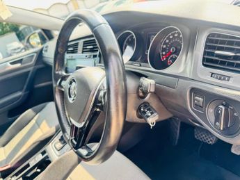 Volkswagen Golf 1.2 TSI BlueMotion Tech S Hatchback 5dr Petrol DSG Euro 5 (s/s) 