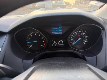 Ford Focus 1.6 Zetec Euro 5 5dr