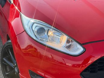 Ford Fiesta 1.0T EcoBoost Zetec S Euro 5 (s/s) 3dr